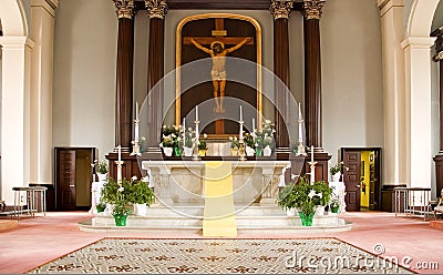 Altar De La Iglesia Católica Fotografía de archivo - Imagen: 4864432